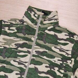 Columbia Youth Unisex Camouflauge‎ Full Zip Fleece Jacket Size 18-20 READ